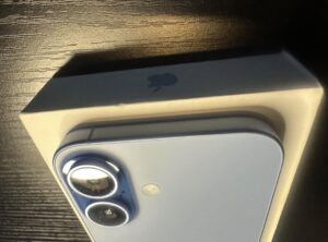 Apple iPhone 17 Mist Blue 256GB (AT&T Locked)